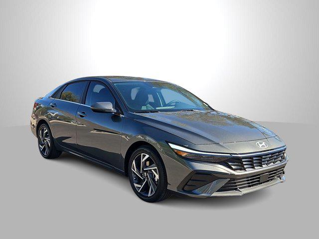 New 2026 Hyundai Elantra Limited Sedan