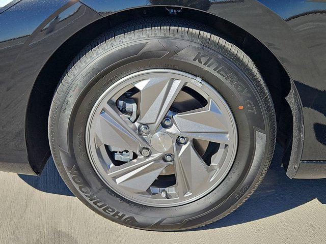 Thumbnail: 2025 Hyundai Elantra - 13