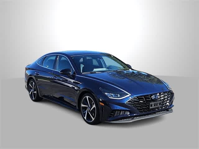 2022 Hyundai Sonata SEL Plus photo 2