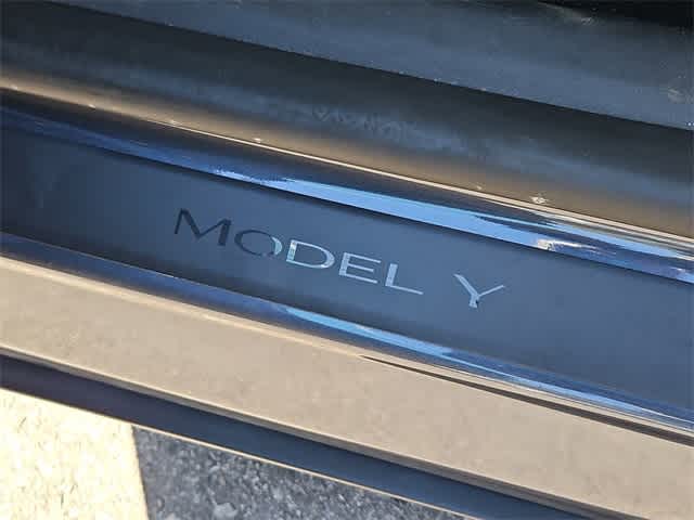 Thumbnail: 2022 Tesla Model Y - 12