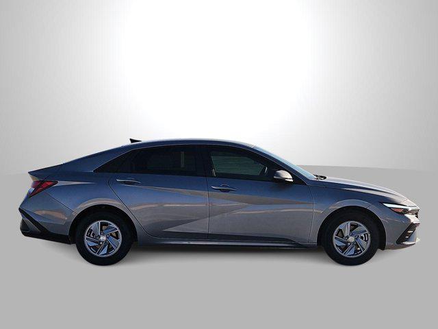 Thumbnail: 2025 Hyundai Elantra - 9