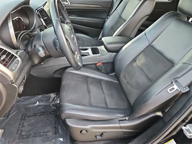 Thumbnail: 2020 Jeep Grand Cherokee - 17