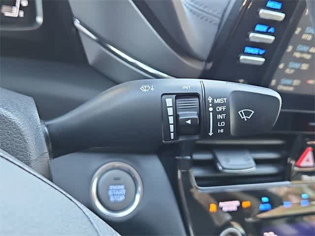 Thumbnail: 2020 Hyundai Ioniq - 25