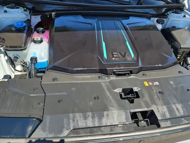 Thumbnail: 2023 Hyundai Ioniq 5 - 14