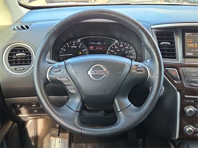 Thumbnail: 2013 Nissan Pathfinder - 23