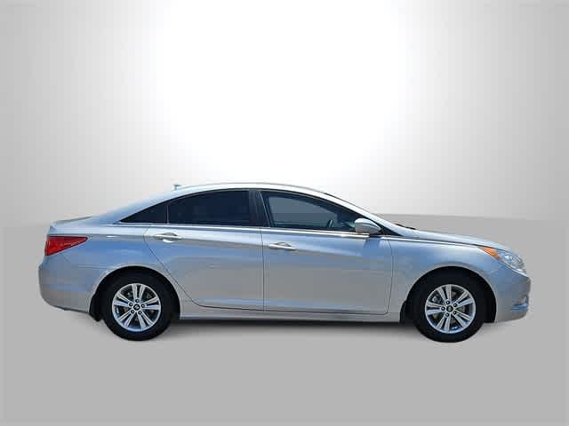 2013 Hyundai Sonata GLS 9