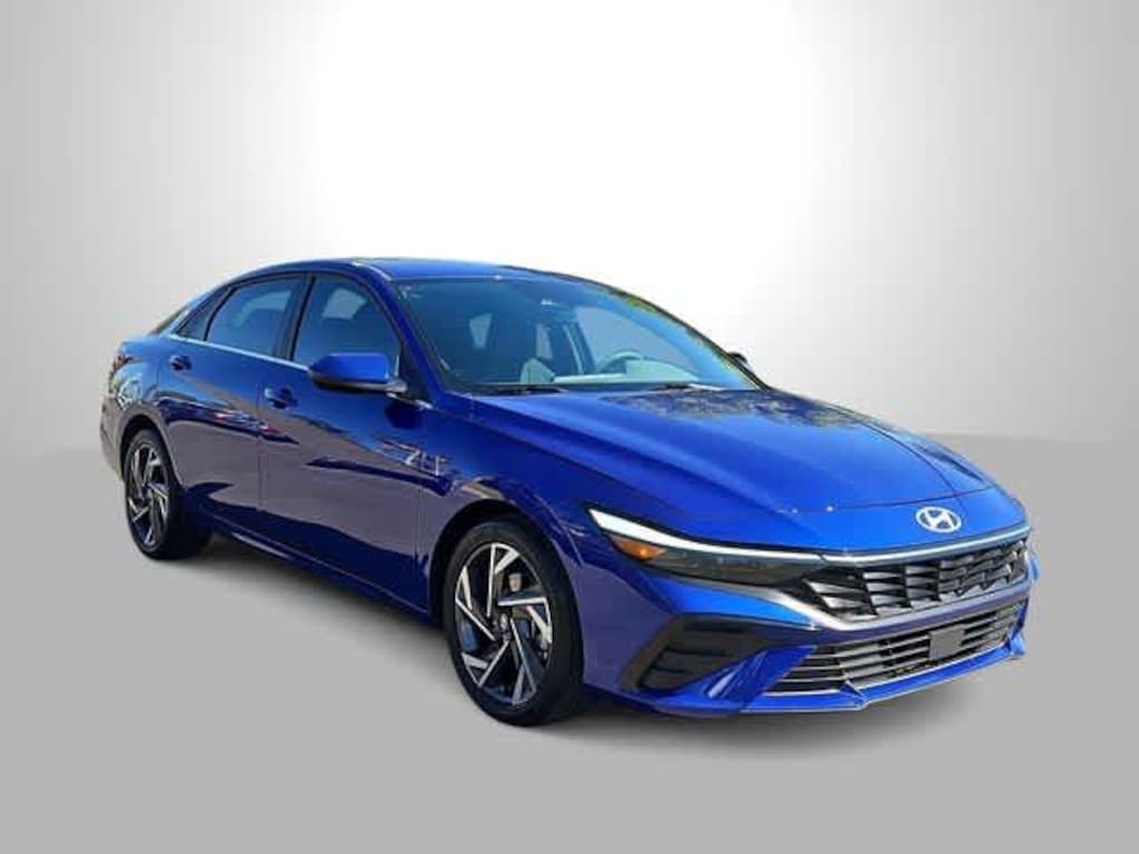 Used 2024 Hyundai Elantra SEL Sedan