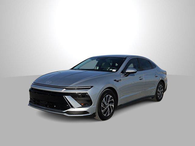 Thumbnail: 2026 Hyundai Sonata - 4