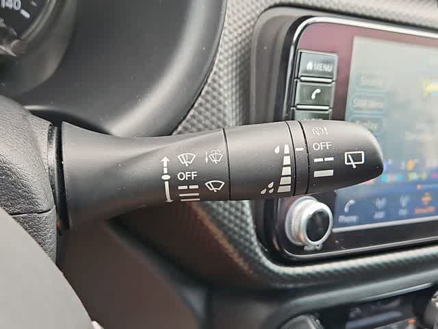 Thumbnail: 2022 Nissan Kicks - 24