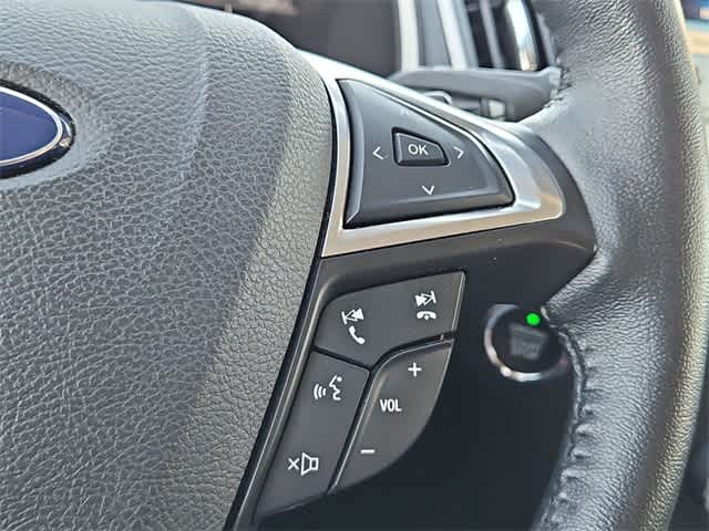 Thumbnail: 2016 Ford Edge - 25