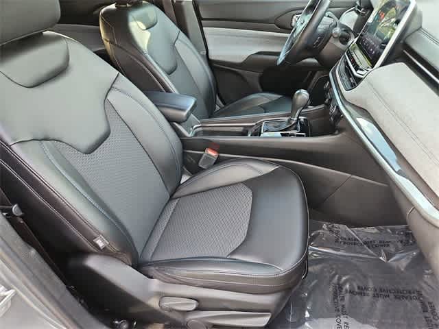 Thumbnail: 2022 Jeep Compass - 22