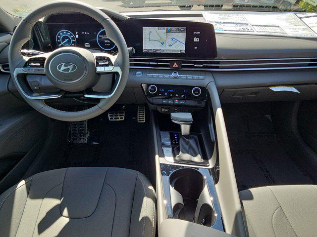 Thumbnail: 2025 Hyundai Elantra - 12