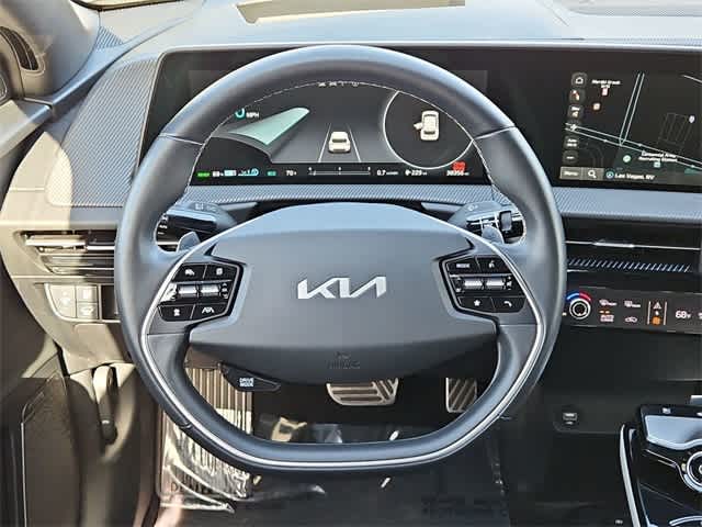 Thumbnail: 2023 Kia EV6 - 23