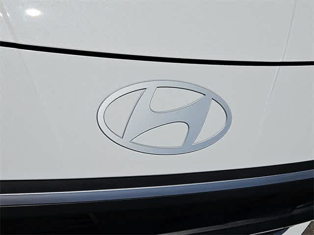 Thumbnail: 2024 Hyundai Elantra - 11