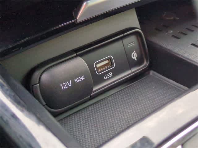 Thumbnail: 2022 Kia Stinger - 28