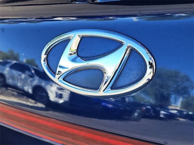 Thumbnail: 2022 Hyundai Sonata - 12