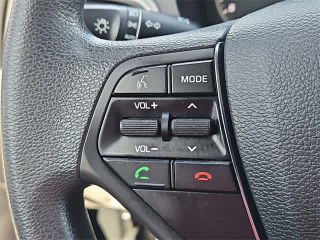 Thumbnail: 2015 Hyundai Sonata - 24