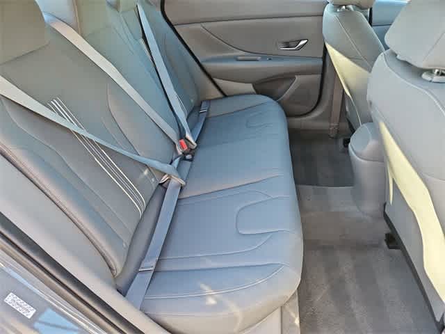 Thumbnail: 2023 Hyundai Elantra - 19