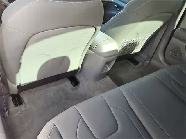 Thumbnail: 2024 Hyundai Elantra - 16