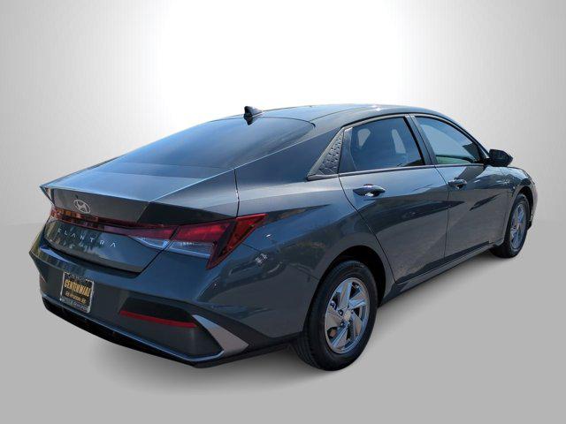 Thumbnail: 2026 Hyundai Elantra - 8