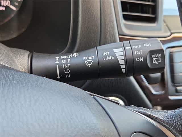 Thumbnail: 2013 Nissan Pathfinder - 26