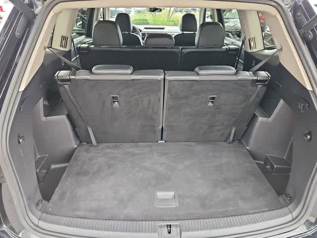 Thumbnail: 2021 Volkswagen Atlas - 32