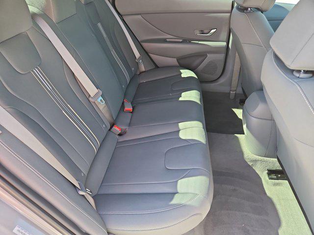 Thumbnail: 2025 Hyundai Elantra - 19