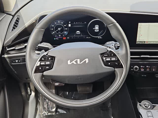 Thumbnail: 2025 Kia Niro - 22