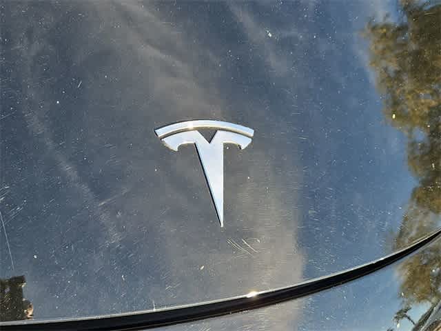 Thumbnail: 2018 Tesla Model 3 - 11