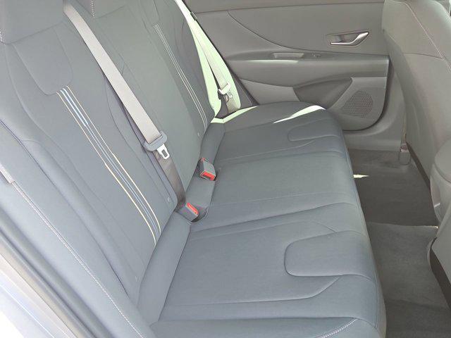 Thumbnail: 2025 Hyundai Elantra - 16