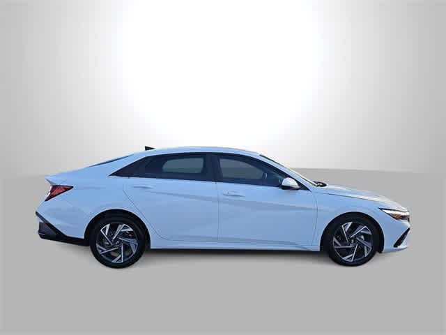 Thumbnail: 2024 Hyundai Elantra - 8