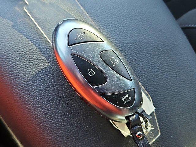 Thumbnail: 2025 Hyundai Elantra - 33