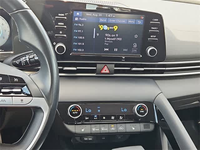 Thumbnail: 2022 Hyundai Elantra - 28
