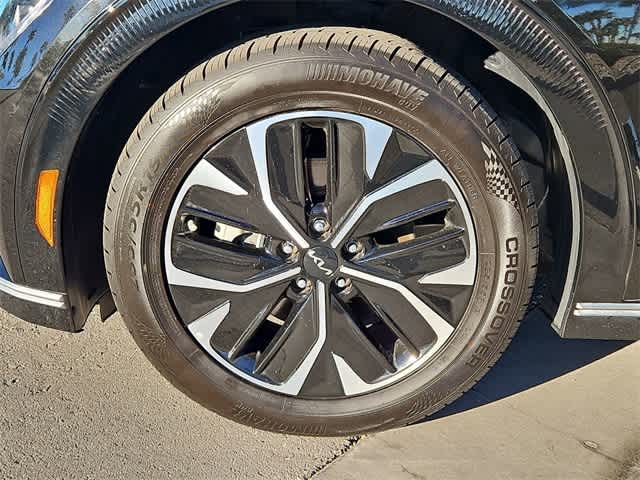 Thumbnail: 2023 Kia EV6 - 13
