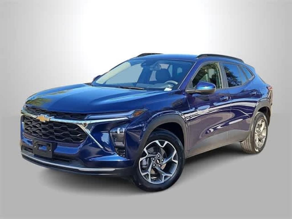 Used 2024 Chevrolet Trax LT SUV