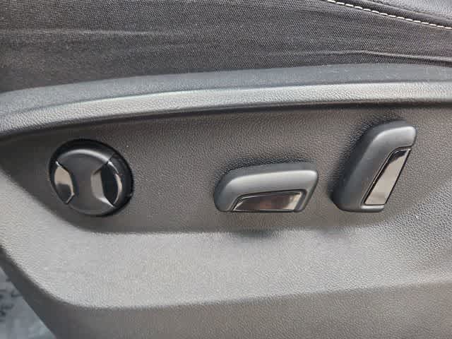 Thumbnail: 2021 Volkswagen Atlas - 17