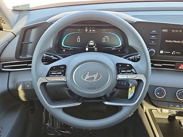 Thumbnail: 2025 Hyundai Elantra - 21