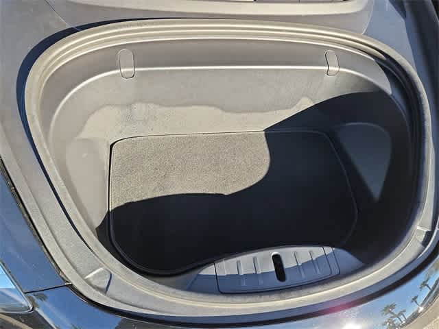 Thumbnail: 2018 Tesla Model 3 - 14