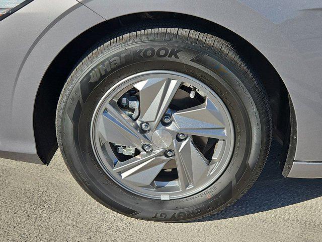 Thumbnail: 2026 Hyundai Elantra - 13