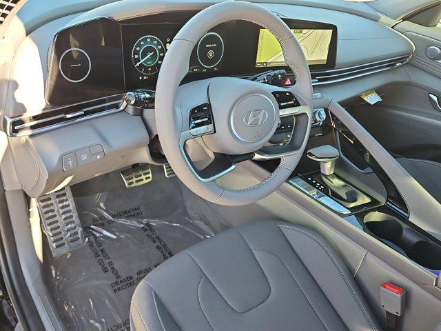 Thumbnail: 2025 Hyundai Elantra - 10