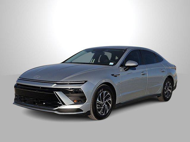 Thumbnail: 2026 Hyundai Sonata - 4