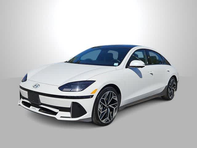 Thumbnail: 2023 Hyundai Ioniq 6 - 4