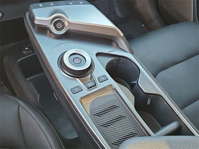 Thumbnail: 2023 Kia EV6 - 32