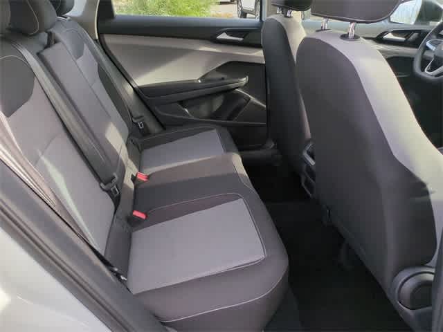 Thumbnail: 2022 Volkswagen Taos - 19