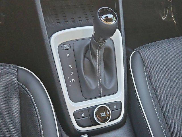 Thumbnail: 2025 Hyundai Venue - 30