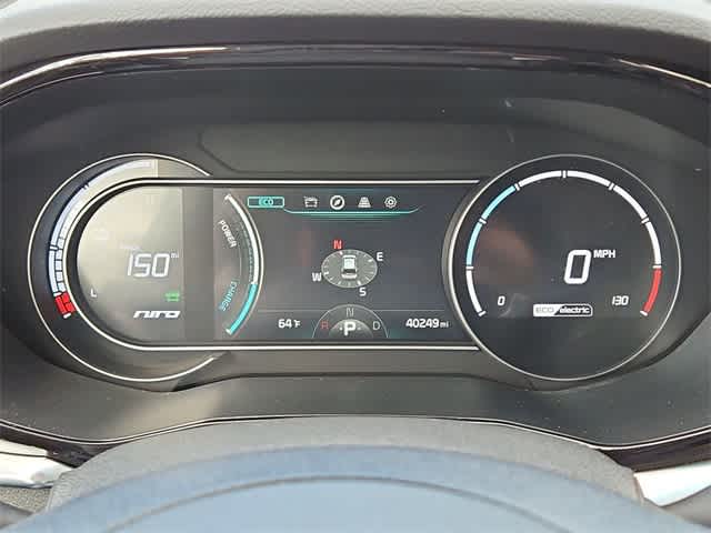 Thumbnail: 2022 Kia Niro - 34