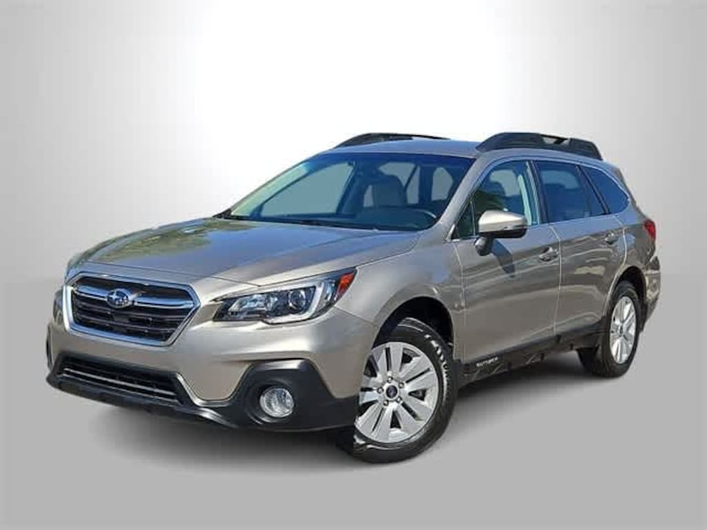 Used 2018 Subaru Outback 2.5i Premium with SUV
