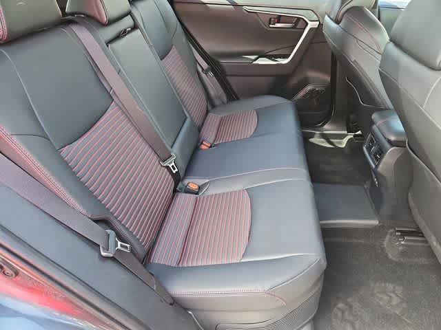 Thumbnail: 2025 Toyota RAV4 - 21