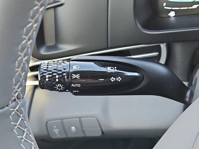 Thumbnail: 2026 Hyundai Elantra - 25