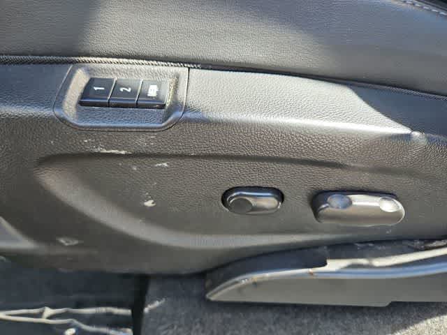 Thumbnail: 2019 Buick Encore - 18